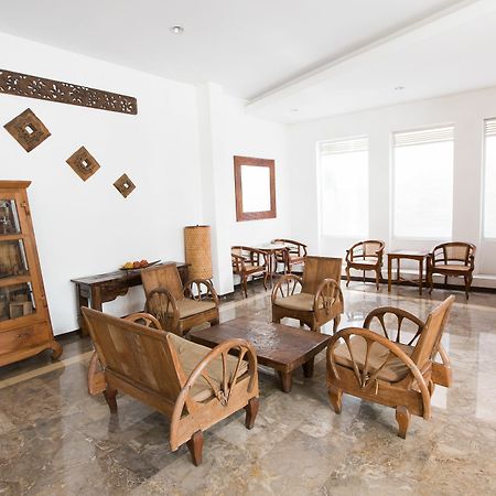 בנדונג Marciella Hotel מראה חיצוני תמונה